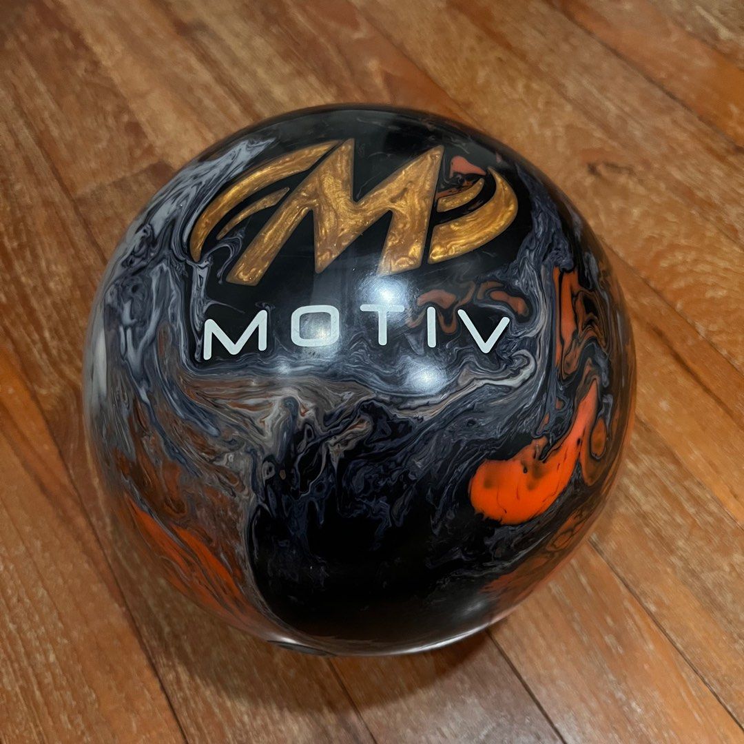 Motiv Pride Bowling Ball 14lbs, Sports Equipment, Sports & Games