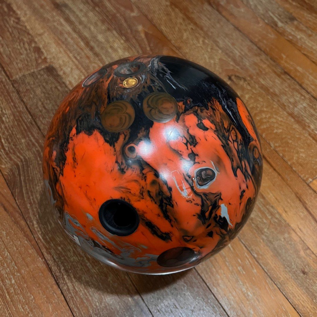 Motiv Pride Bowling Ball 14lbs, Sports Equipment, Sports & Games