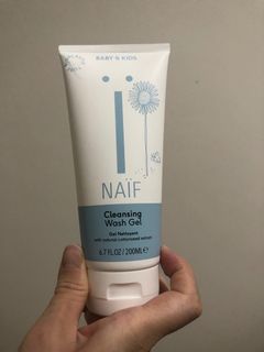 Naif Cleansing Wash Gel / Sabun Mandi Bayi