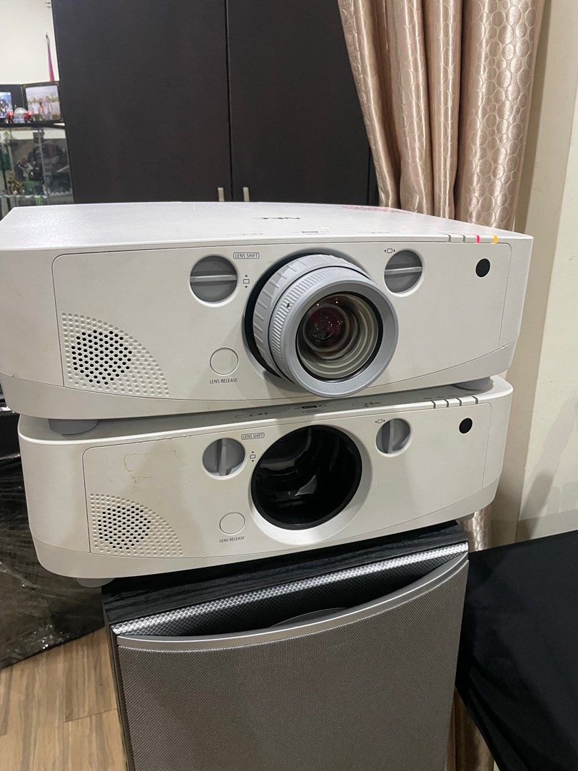 NEC Projector not working, TV & Home Appliances, TV & Entertainment
