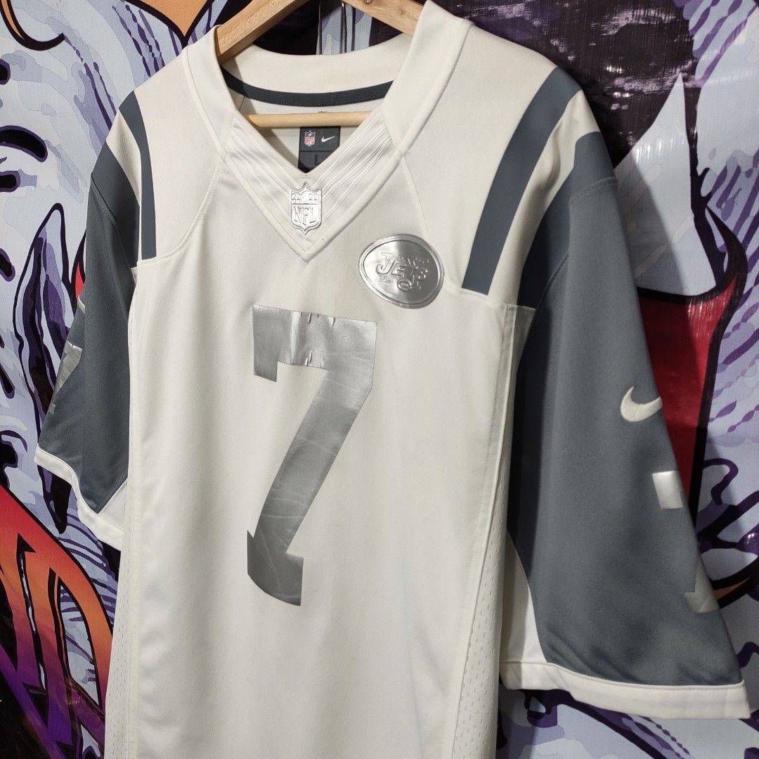 NFL New York Jets Jersey, Men's Fashion, Tops & Sets, Tshirts & Polo Shirts  on Carousell