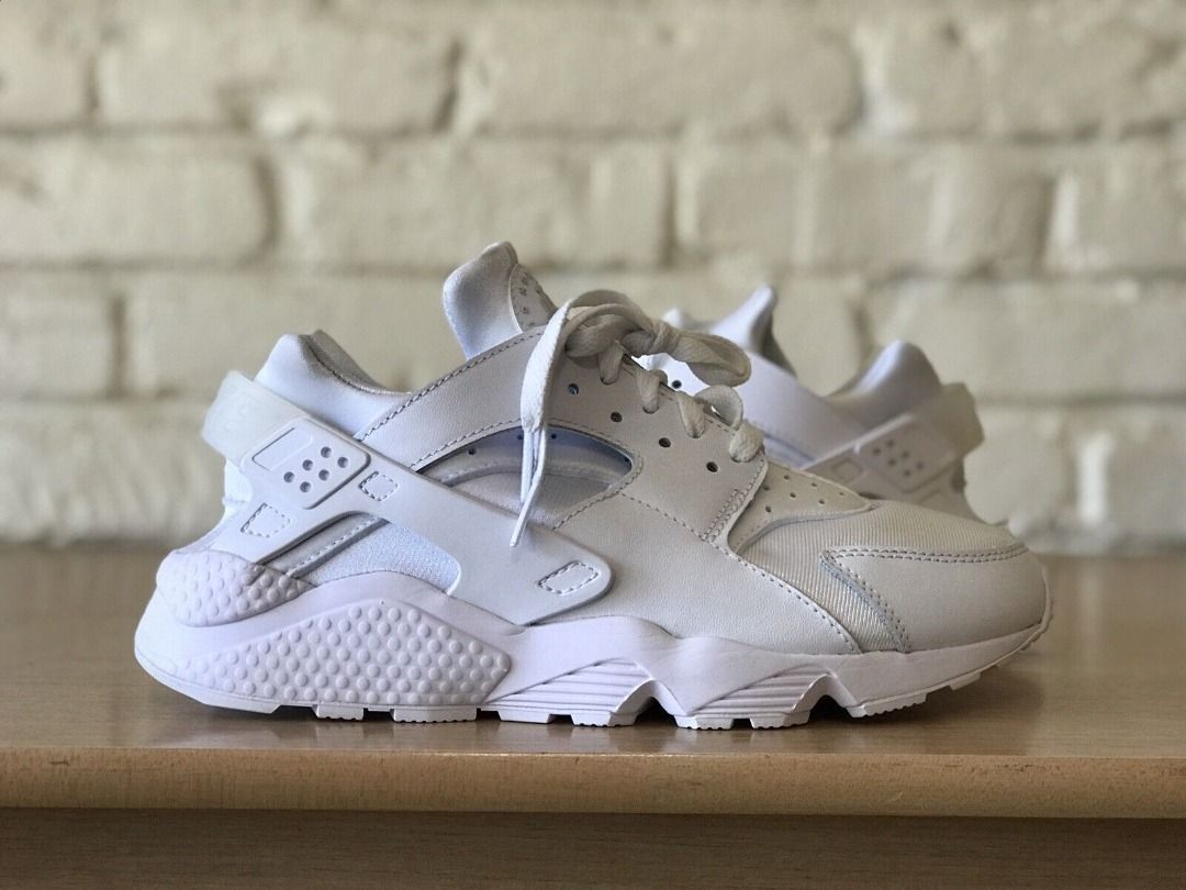 Nike Air Hurache Triple White