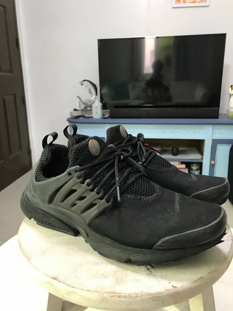 mens all black nike presto