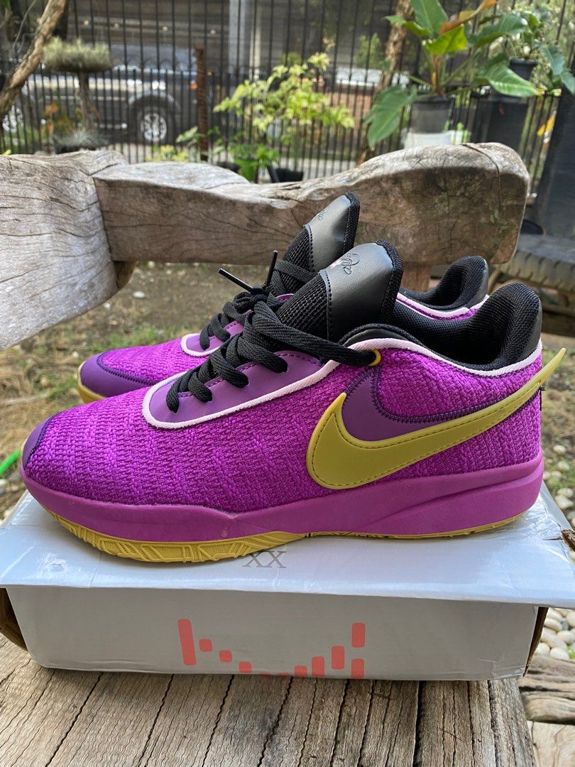 2k20 lebron shoes