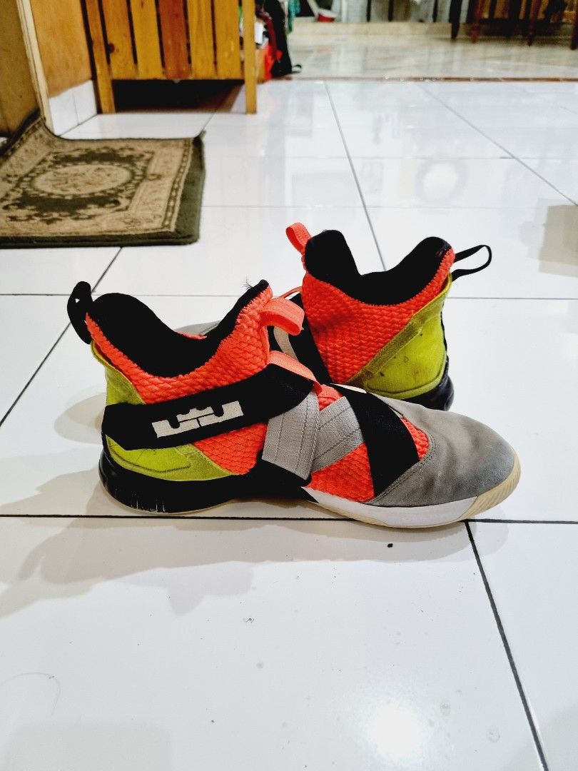 Nike Lebron Soldier 12 Hot Lava Olah Raga Baju Olahraga di Carousell