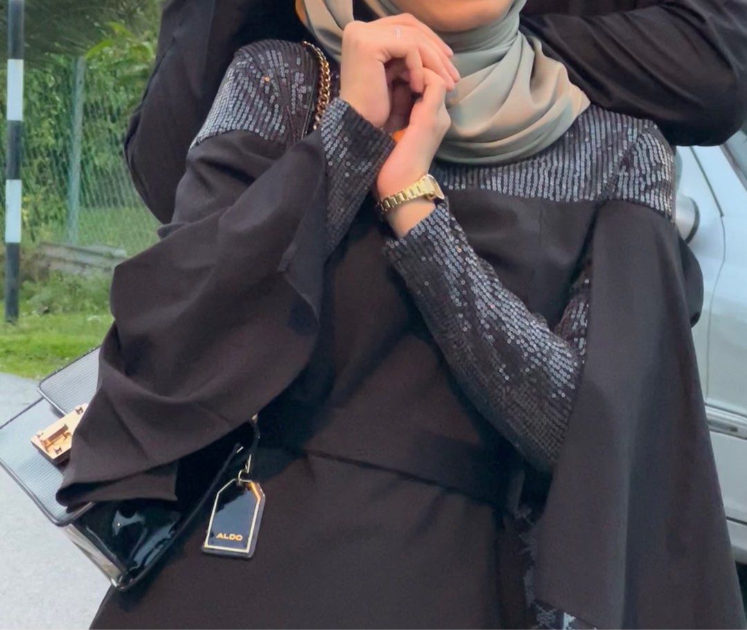 Baju kurung off shoulder top
