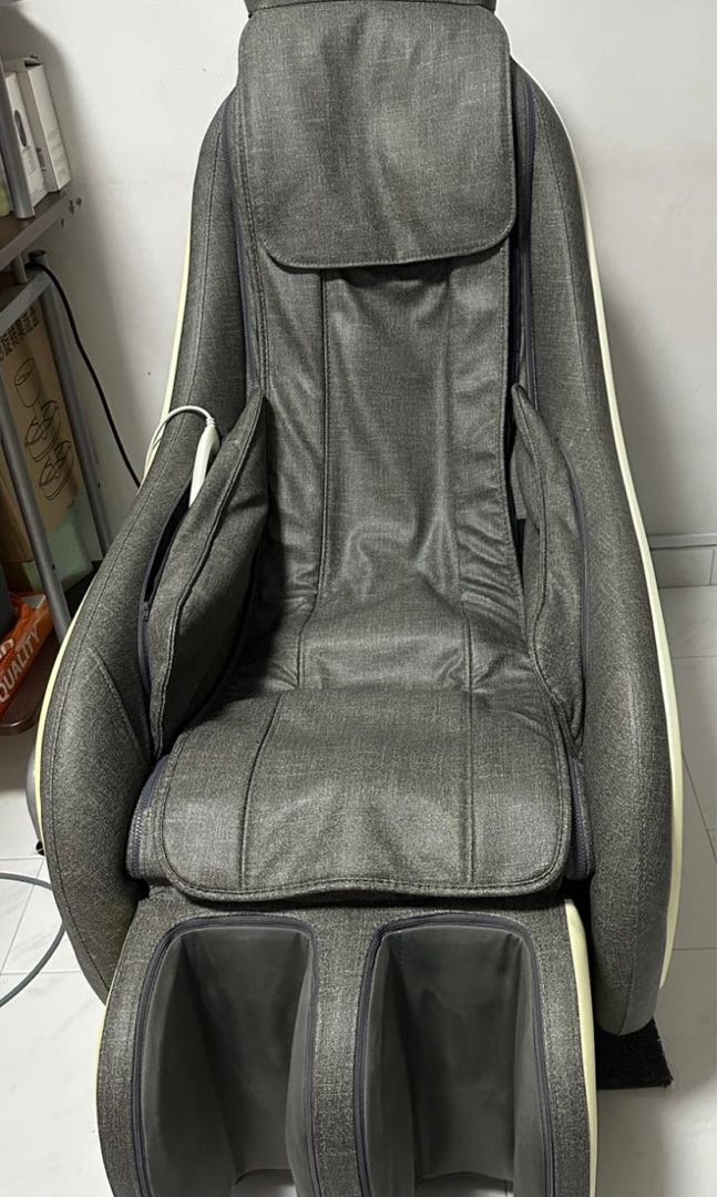 OTO EQ10 Massage Chair, Furniture & Home Living, Furniture, Chairs on