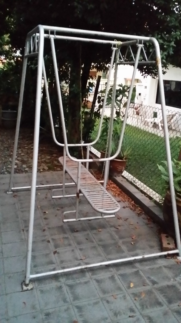 Outdoor metal swing{silver), Furniture & Home Living, Outdoor Furniture