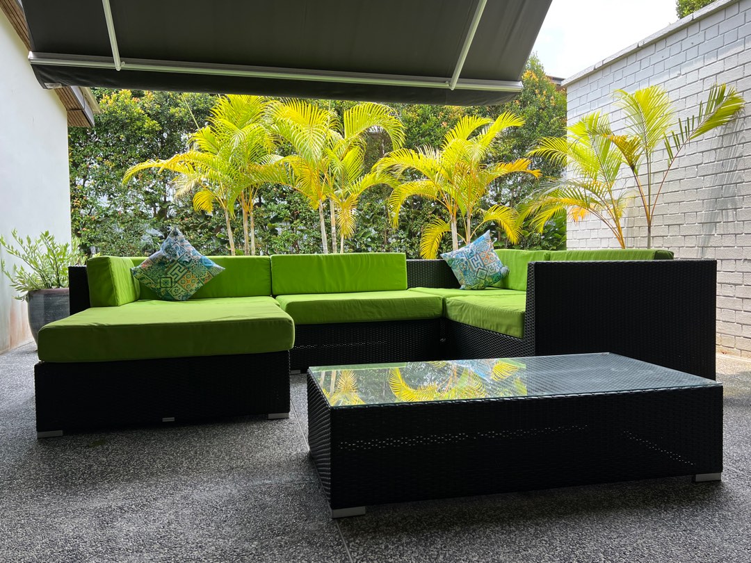 Outdoor Sofa Furniture Set (Including pillows and coffee table