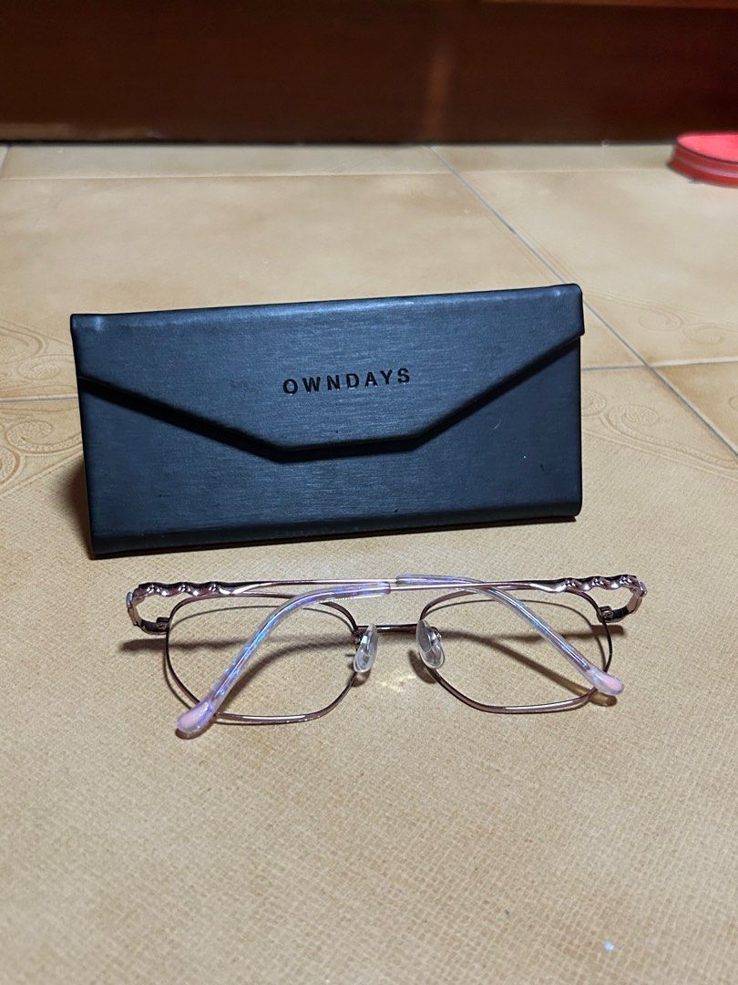 Owndays Kuromi Spectacle Frames, Women's Fashion, Watches & Accessories