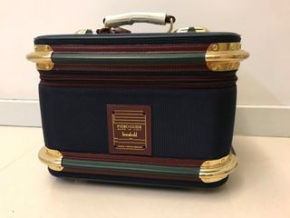 （分類：）位於 。 由 shek_chai 提交（商品編號 1225442385，圖片 1）。簡介： 。