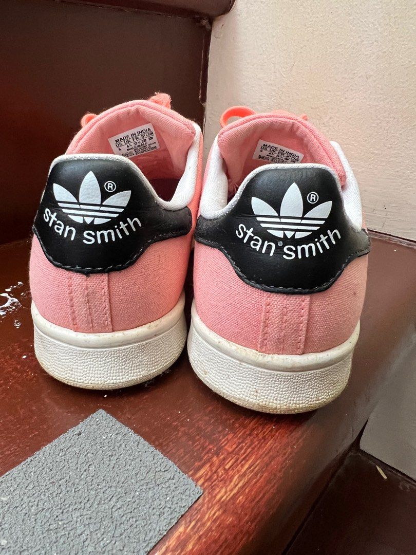 Adidas stan smith sales pink shoes