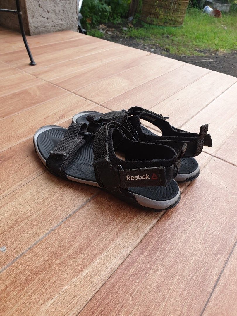 Sandal Reebok Trail Serpent, Fesyen Pria, Sepatu , Sandal di Carousell