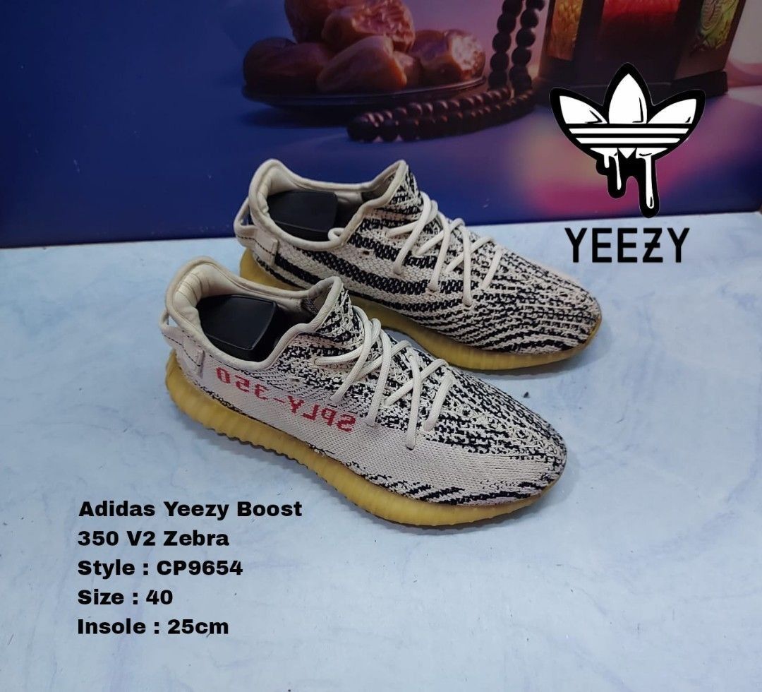 Sepatu Adidas Original Yeezy Boost 350 V2 Zebra CP9654 Ukuran 40 25Ccm