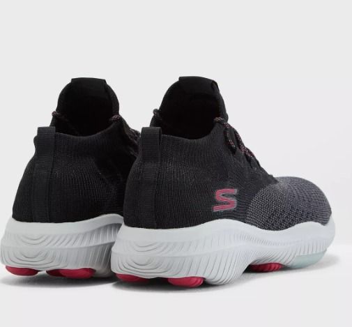 Go walk revolution ultra hot sale skechers
