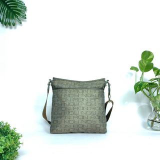 (Kategori: ) berada di . Dikirim oleh R3_Station (ID iklan 1225319757, Gambar 1). Deskripsi: .