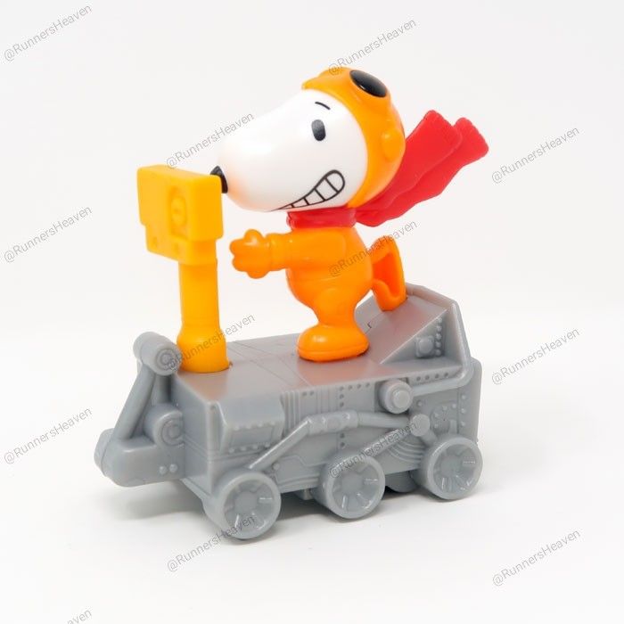 Mcdonalds snoopy top toys 2019