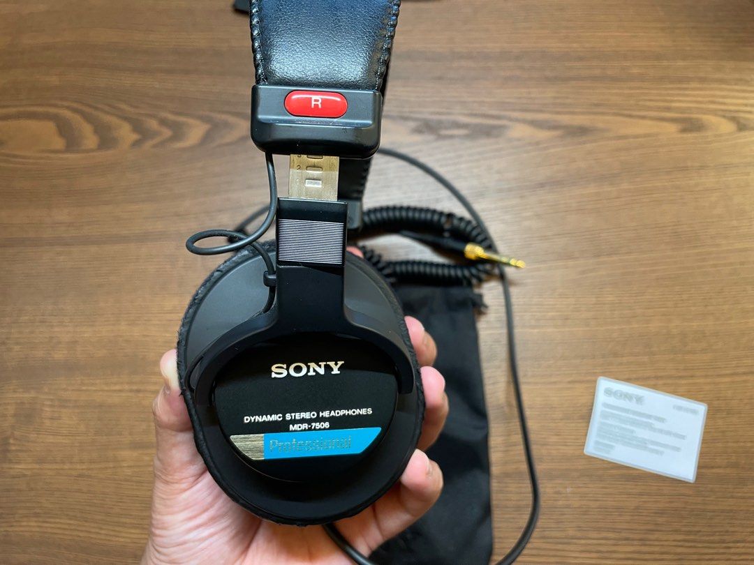 Sony MDR7506 Monitoring Headphone, Audio, Headphones & Headsets on Carousell