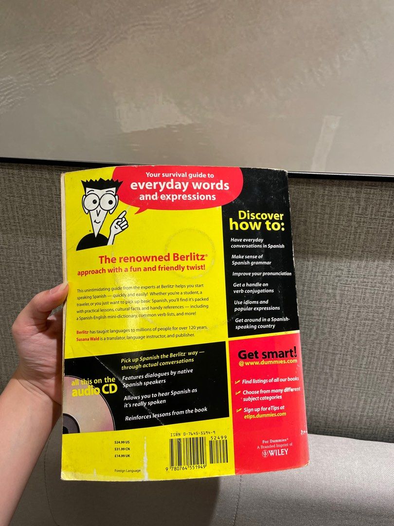Spanish for Dummies, Hobbies & Toys, Books & Magazines, Textbooks on