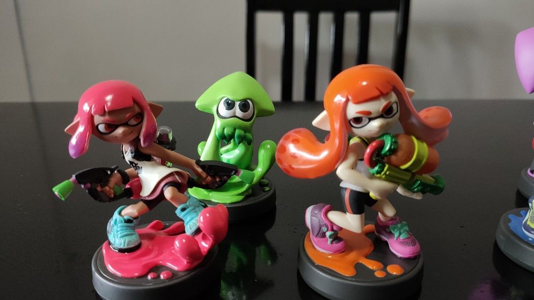 Splatoon Amiibos (Category: Nintendo) located in Paranaque City. Submitted by inkling19 (Listing ID 1225391560, Image 2). Description: All the figures are still in tact expect the purple squid has flaws and already discounted it's price The amiibos' plates are still scannable.