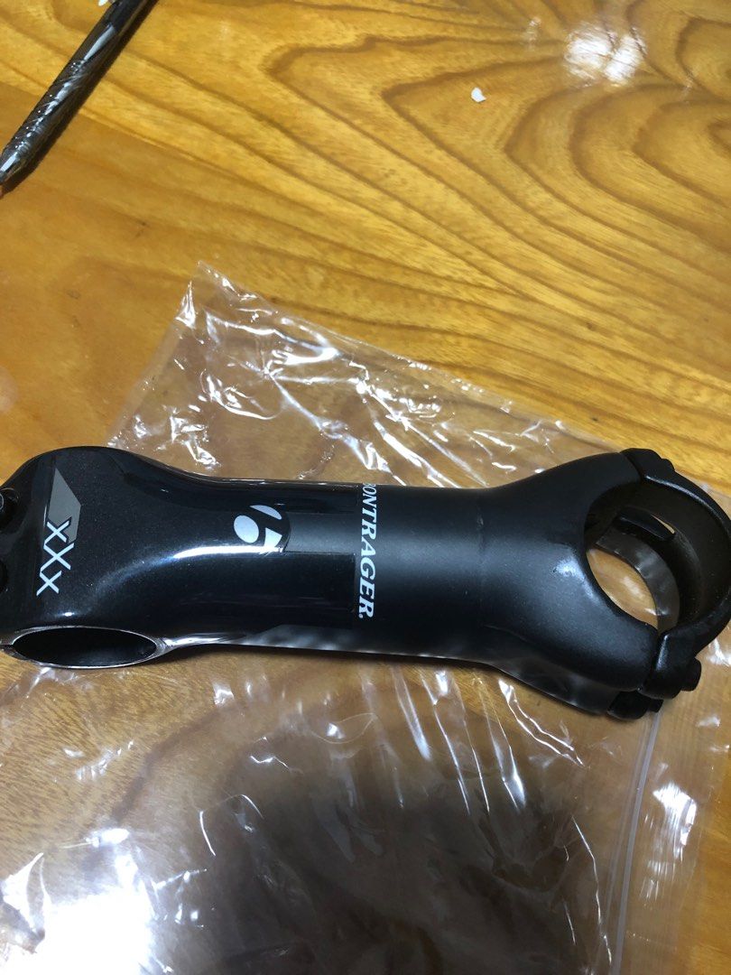 Stem (Category: Parts & Accessories) located in Singapore. Submitted by peterzagu (Listing ID 1225474645, Image 3). Description: Like new, bought wrong size, no cracks.Bontrager Stem XXx.