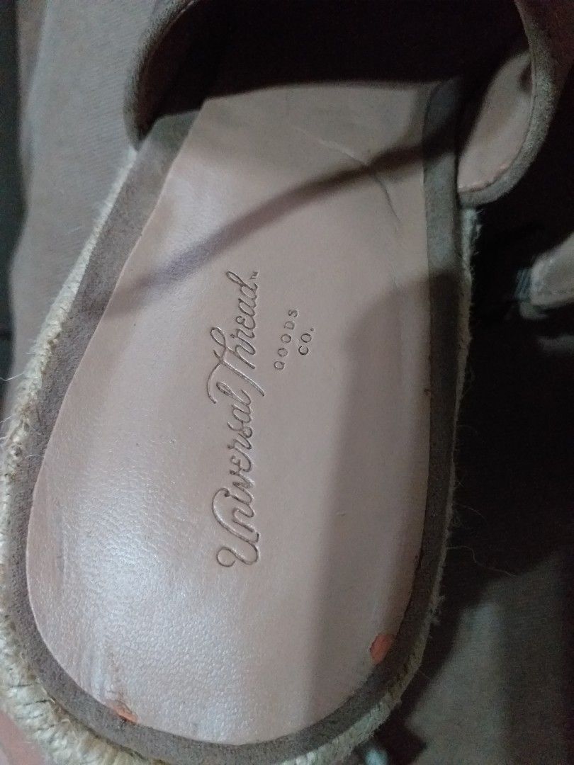 Universal thread goods co shoes top