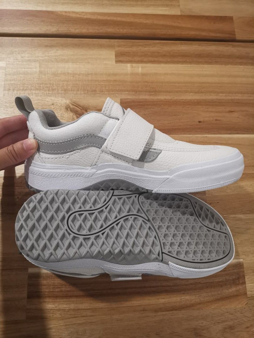 White white new arrivals vans