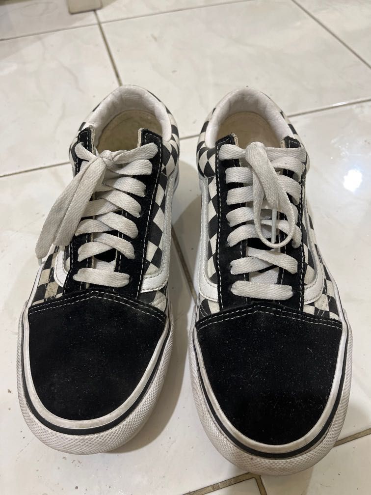 Sepatu outlet vans zalora