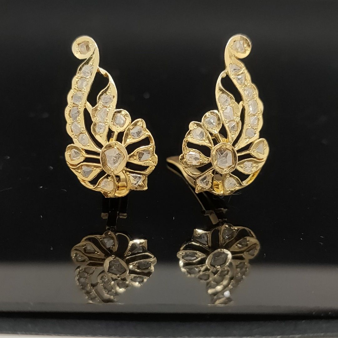 Chinese gold earrings clearance design