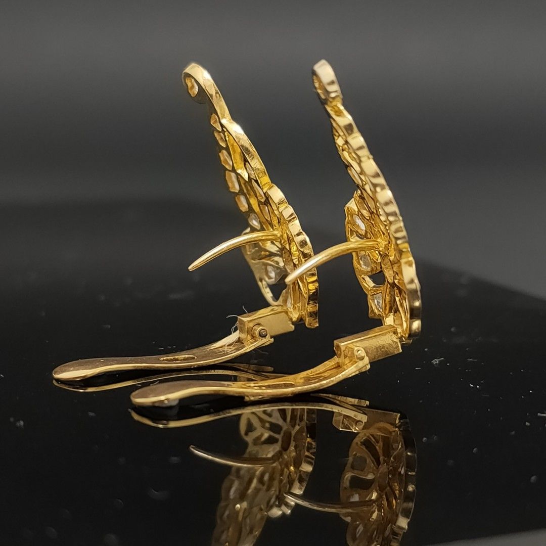 Vintage 18K gold intan 