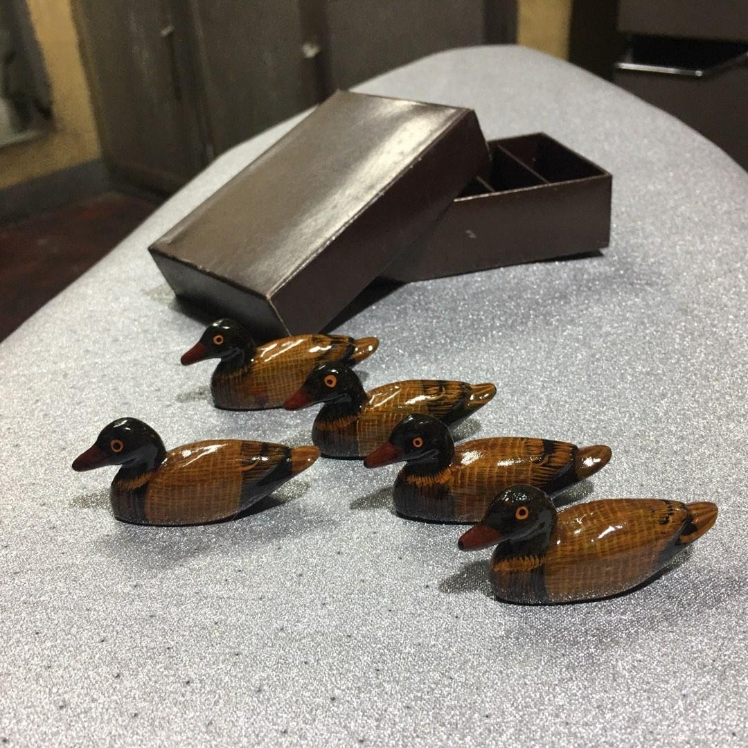 Wooden duck decor on Carousell