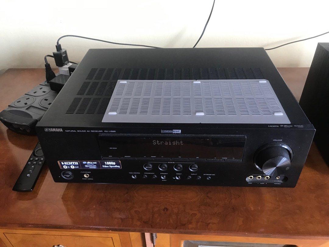 Yamaha AV Receiver RXV565, Audio, Soundbars, Speakers & Amplifiers on