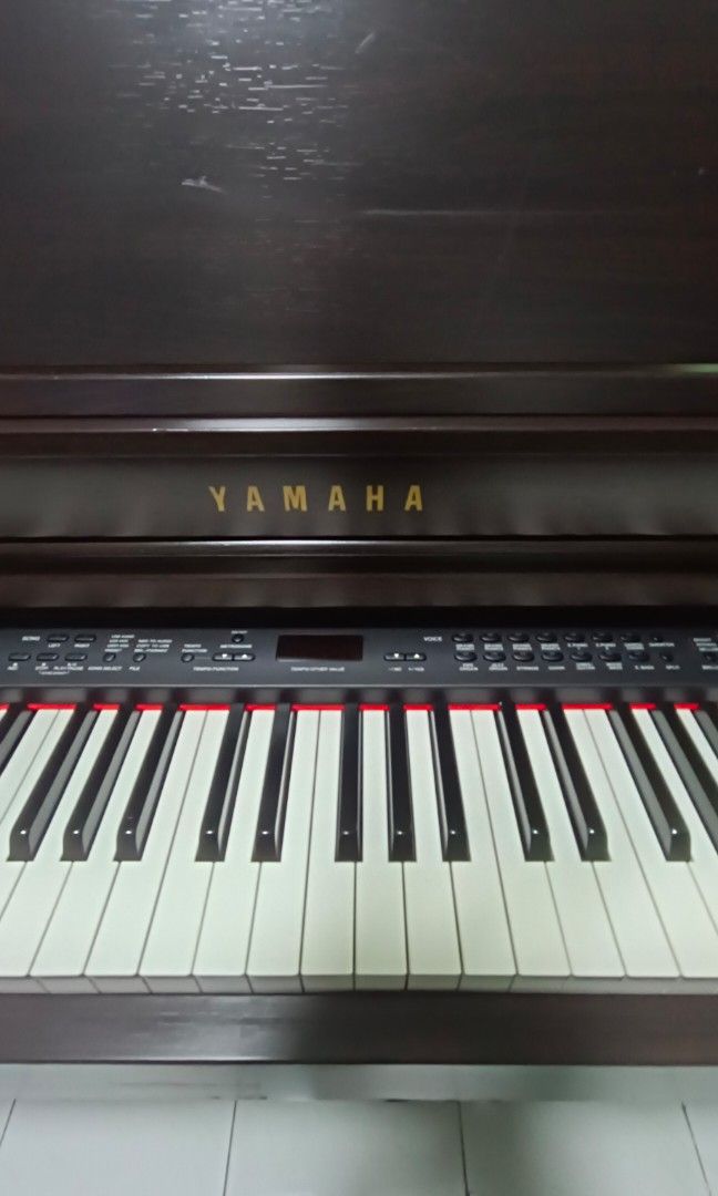 Yamaha clavinova clp470 digital piano (Category: Musical Instruments) located in Paranaque City. Submitted by yourhonorvoy (Listing ID 1225318040, Image 3). Description: Yamaha clp470 digital piano 65k only With transformer (plug n play) With bench With minor dents and scratches only 👌Fresh internal parts 👍Bagong linis at regrease ko ang keyboard(smooth playing) 👍With parts available sa keyboard assembly (worry free) 👍Jackpot makakaavail neto
