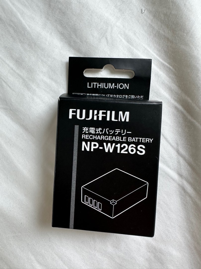 100% New: Fujifilm rechargeable battery, Photography, Photography ...