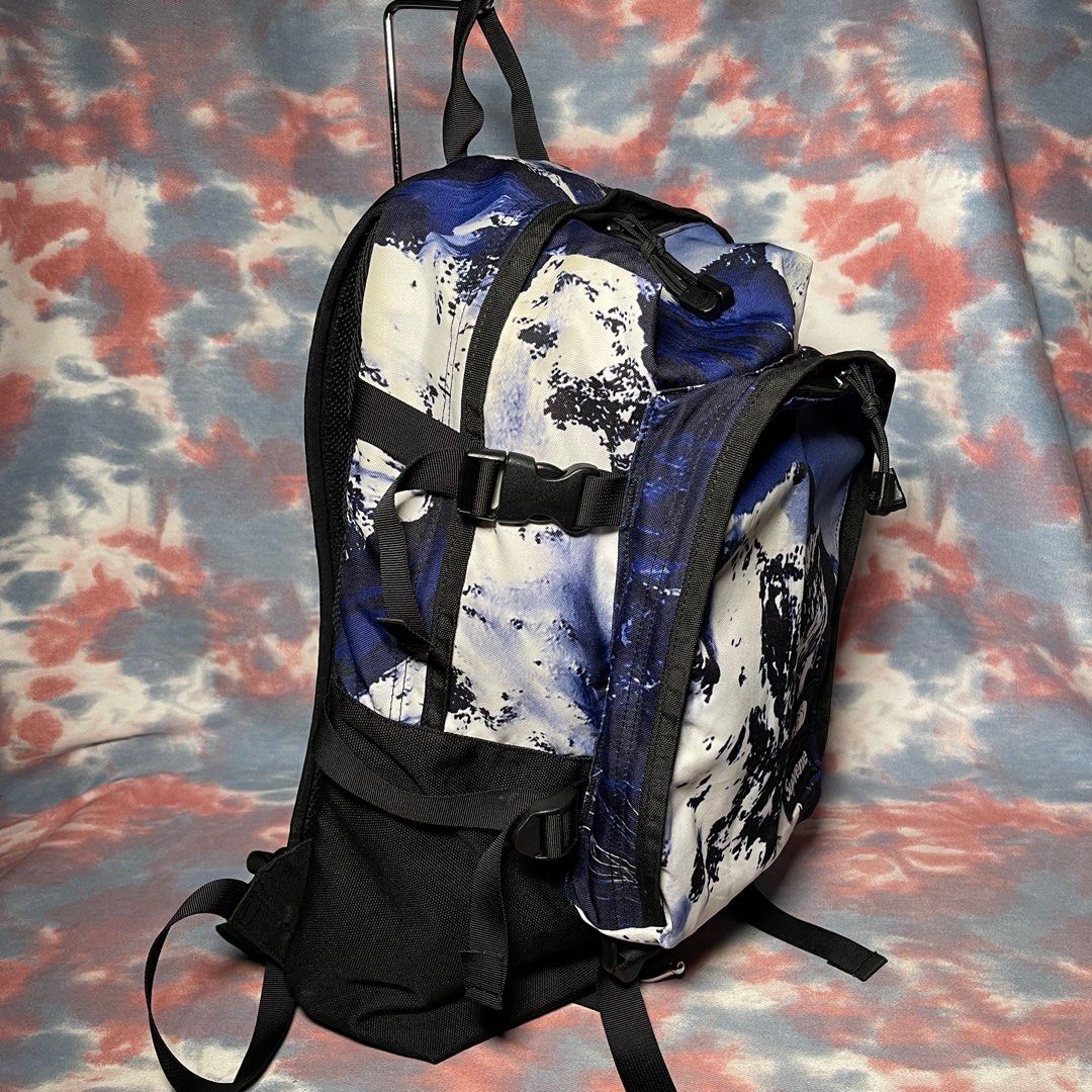 80% new The North Face x Supreme Backpack Mountain