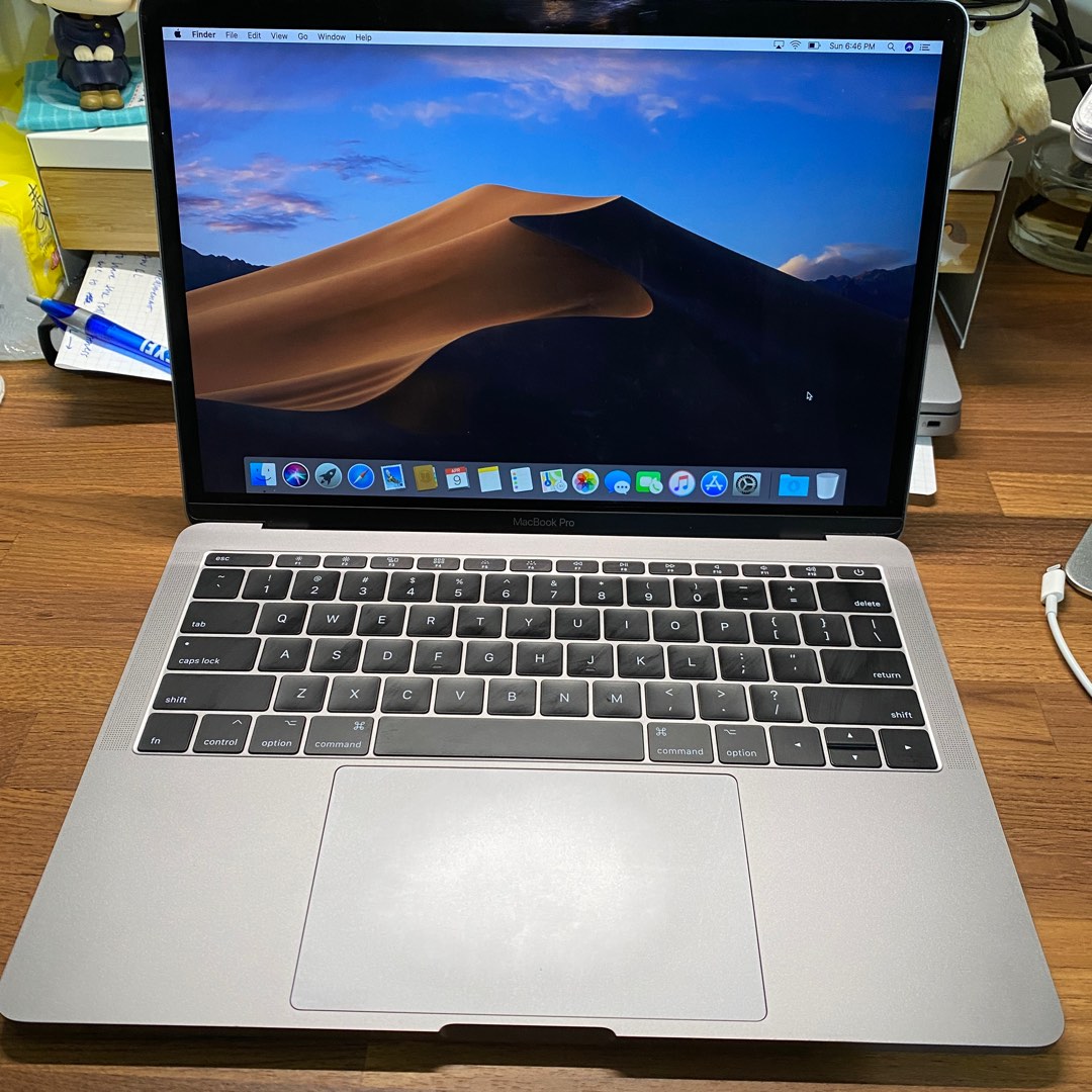 二手面交] MacBook Pro 13” 2017年款美版8GB RAM/256GB SSD, 電腦及