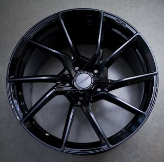 （分類：）位於 。 由 rims_tyres_670 提交（商品編號 1225521725，圖片 1）。簡介： 。