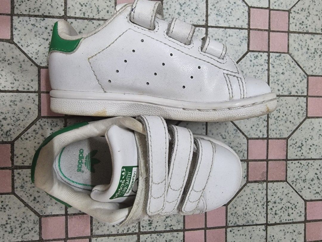 All white stan smith kids hotsell