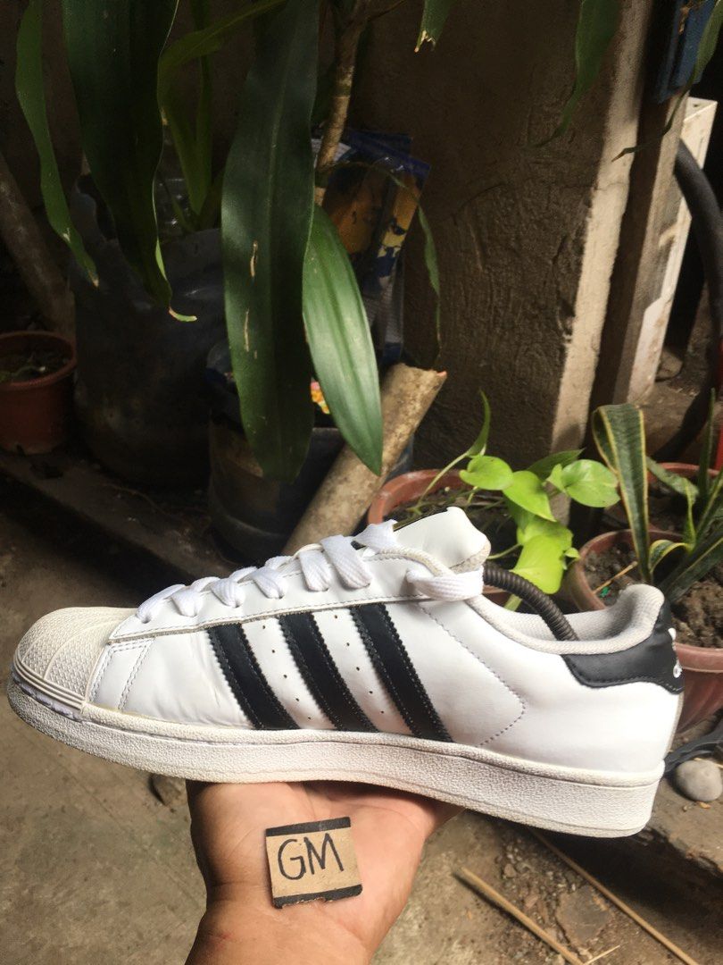 adidas superstar crease