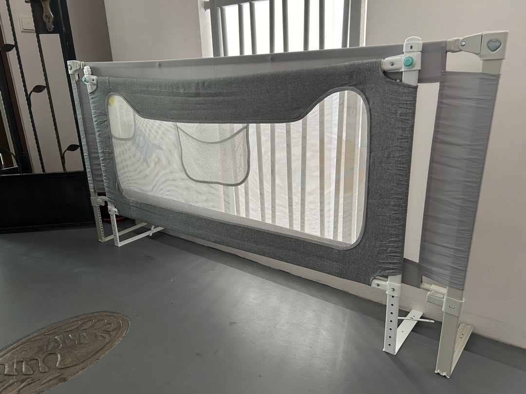 Adjustable Bed Guard (Queen size bed), Babies & Kids, Baby Nursery