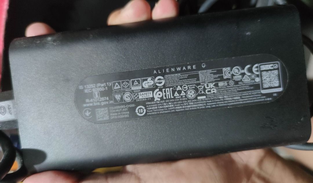 Alienware Original Charger - 19.5V 12.31A 240 Watts on Carousell
