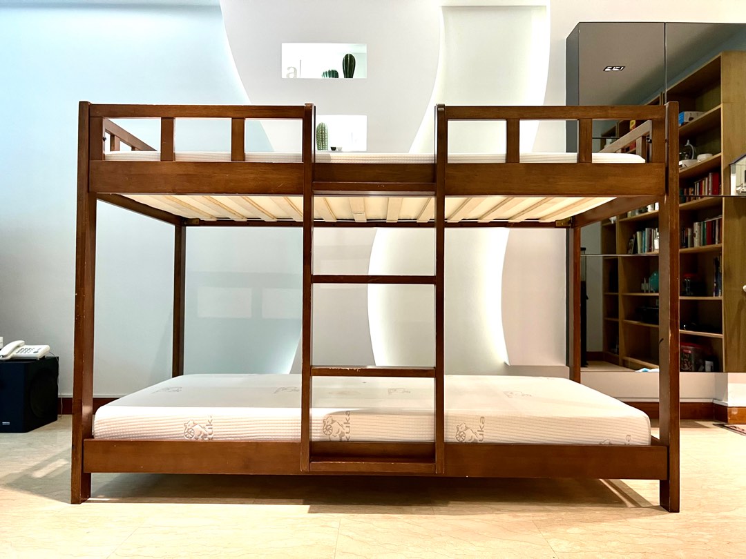 American Picket and Rail Bunk Beds, Furniture & Home Living, Furniture