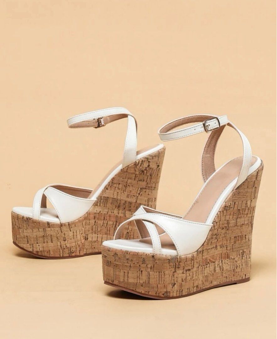 White and tan wedges hotsell