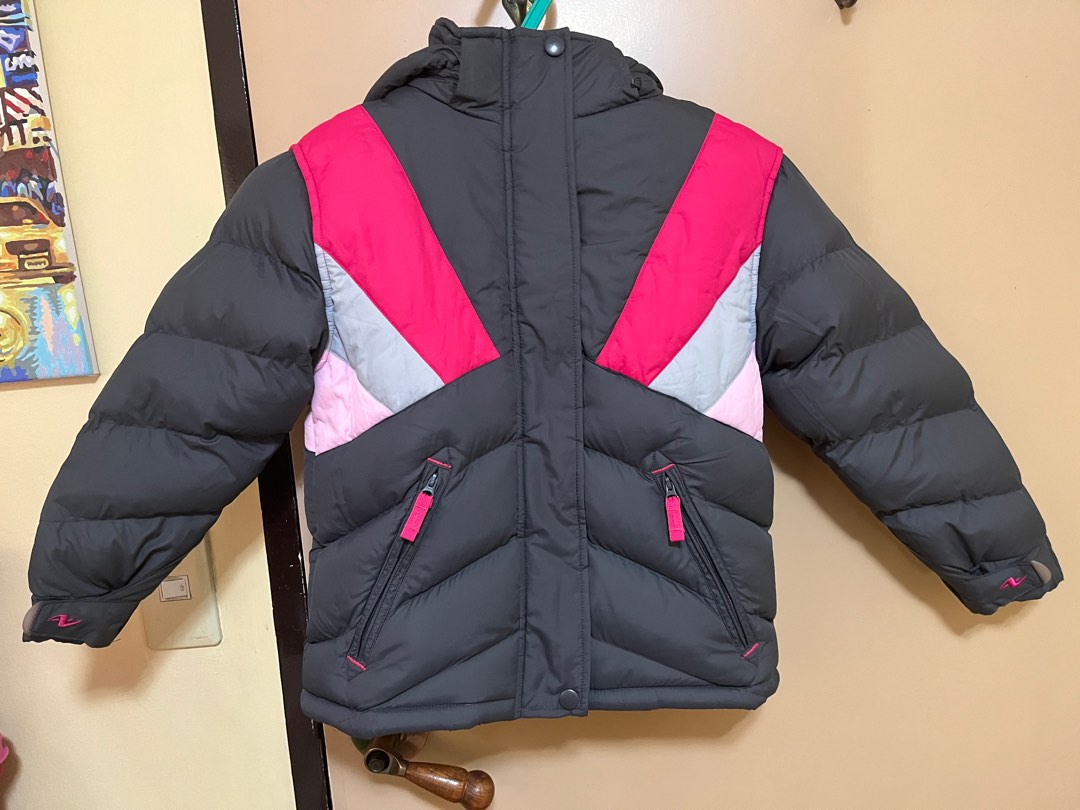 Athletic Works puffer coat detachable hood for kids 4 to 5 years old