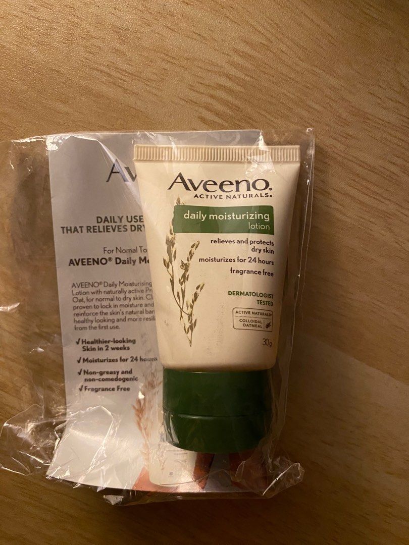 aveeno daily moisturizing lotion (30g) Travel Size, Beauty & Personal