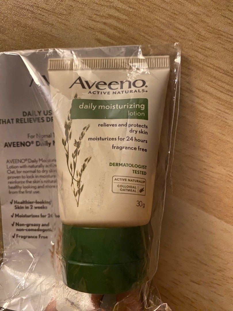 aveeno daily moisturizing lotion (30g) Travel Size, Beauty & Personal