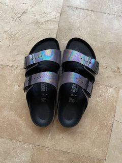Birkenstock arizona iridescent shine women. NEGOTIABLE