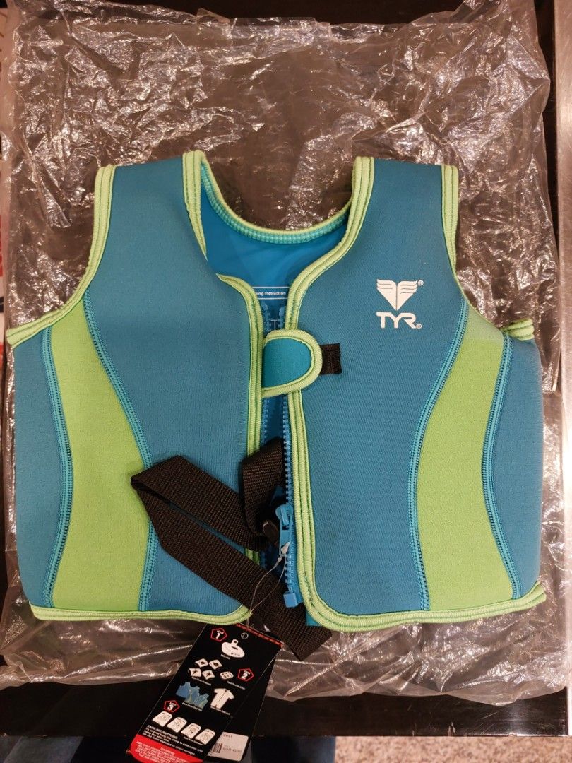 BNWT TYR kid safety swim vest, Sports Equipment, Sports & Games, Water