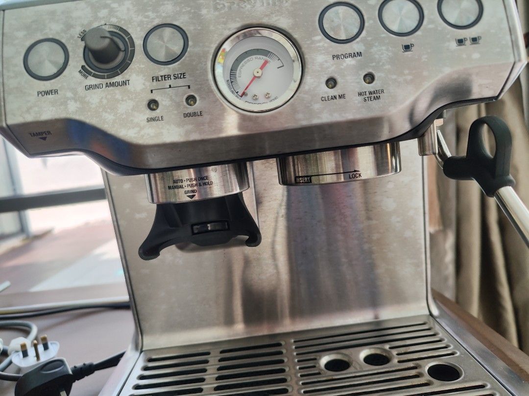 Breville coffee machine BES870 barista, TV & Home Appliances, Kitchen