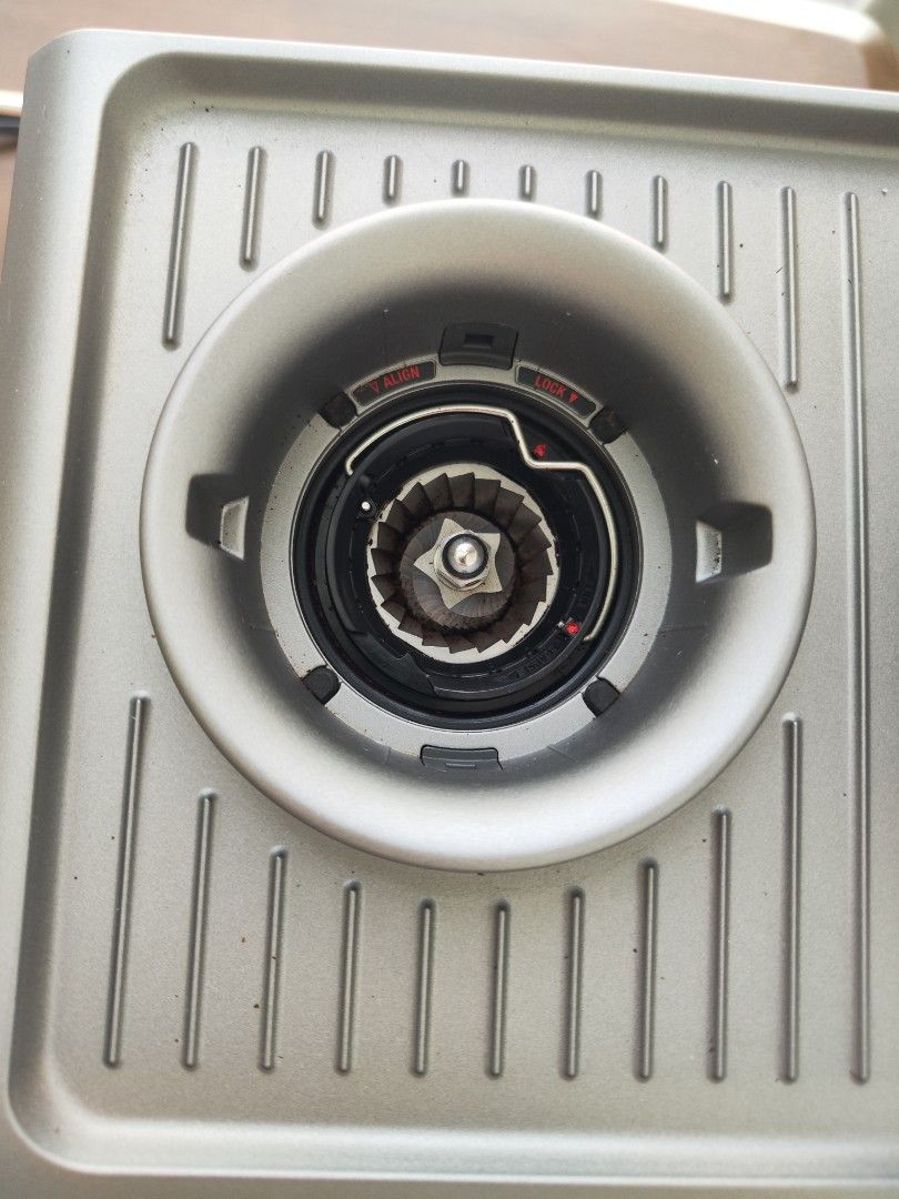 Breville coffee machine BES870 barista, TV & Home Appliances, Kitchen